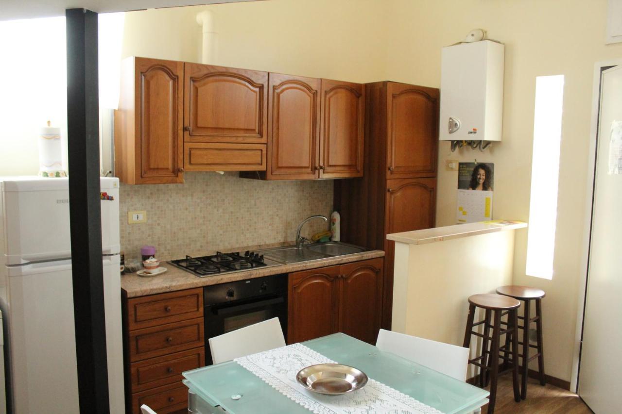 I Gemelli Holiday House เปสการา ภายนอก รูปภาพ