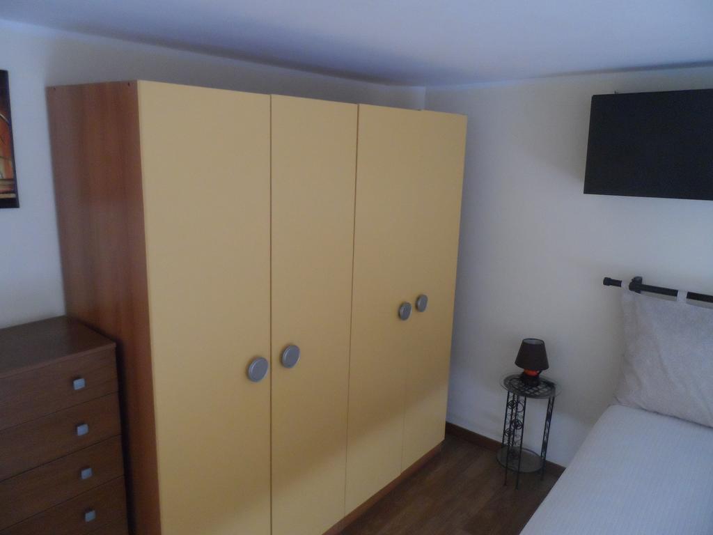 I Gemelli Holiday House เปสการา ภายนอก รูปภาพ