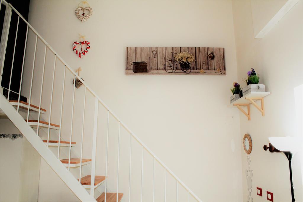 I Gemelli Holiday House เปสการา ภายนอก รูปภาพ